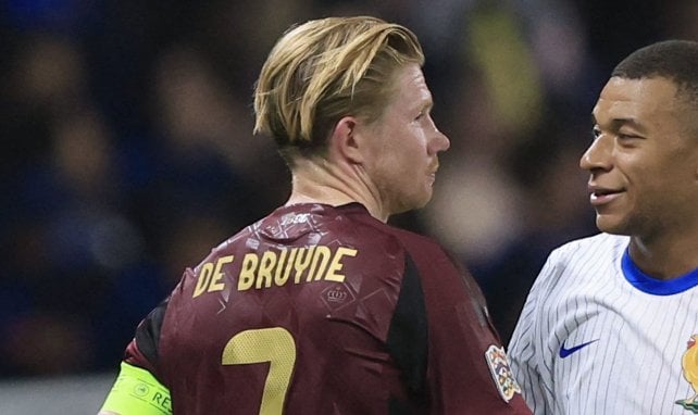 Kevin De Bruyne et Kylian Mbappé