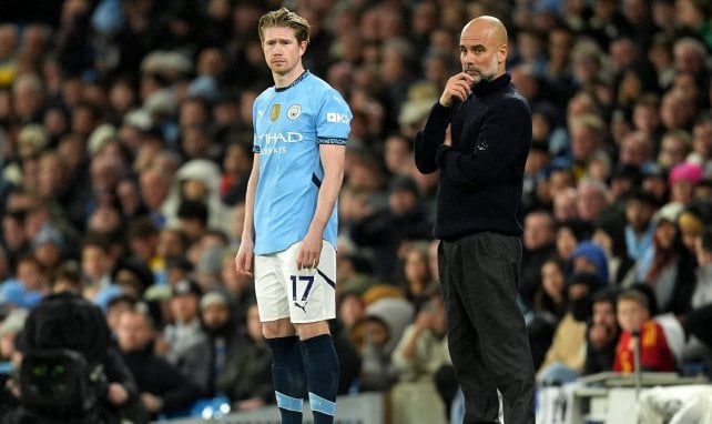 De Bruyne aux côtés de Guardiola