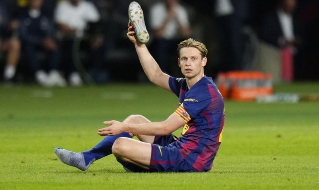 De Jong avec le Barça face au PSG