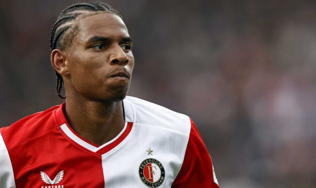 Stengs avec Feyenoord