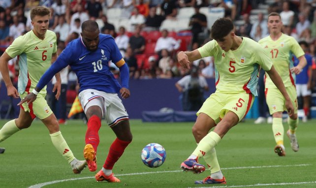 Lacazette avec les Bleuets aux Jeux Olympiques