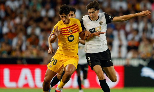 Marc Bernal, avec le FC Barcelone contre Valence.