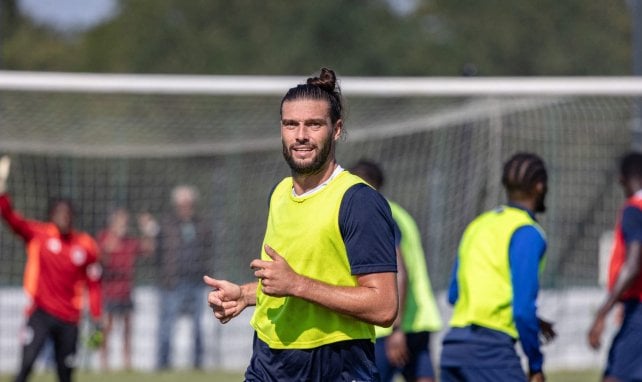Les débuts cauchemardesques d’Andy Carroll en D6 anglaise