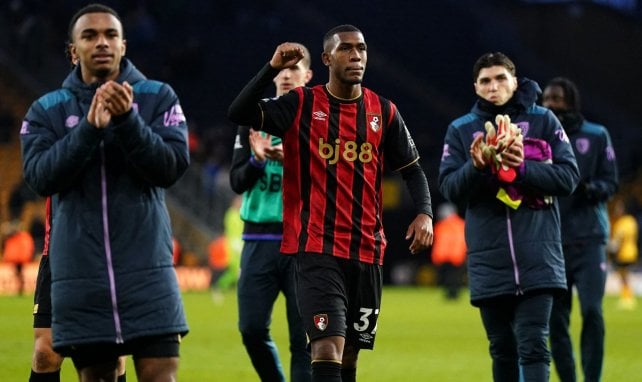 Bournemouth : adoubé par Adriano, déjà décisif en Premier League… qui est la sensation Rayan ?