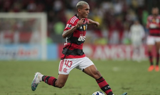 Wesley avec Flamengo