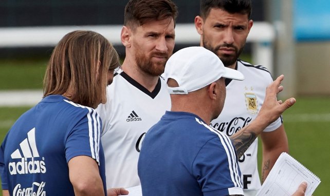 Lionel Messi, Sergio Aguero et Jorge Sampaoli en 2018