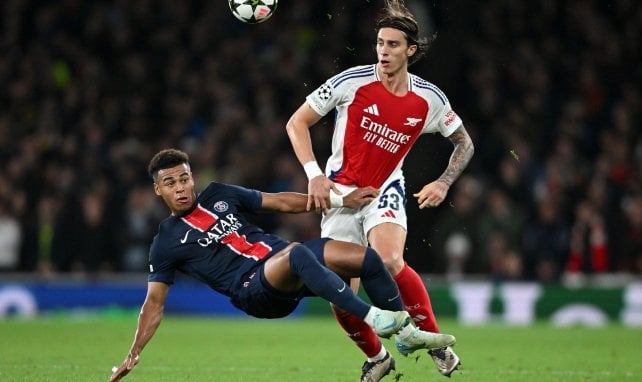 Désiré Doué en action avec le PSG. 