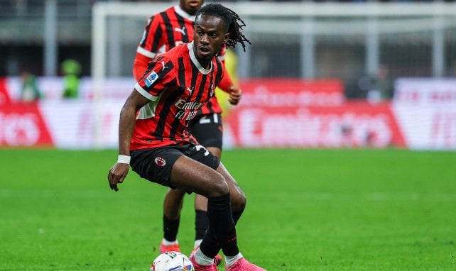 AC Milan : 3 gros clubs de Ligue 1 suivent Warren Bondo