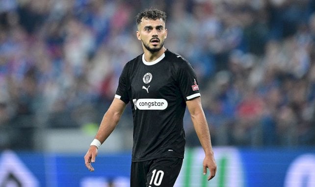 Danel Sinani (Sankt Pauli)