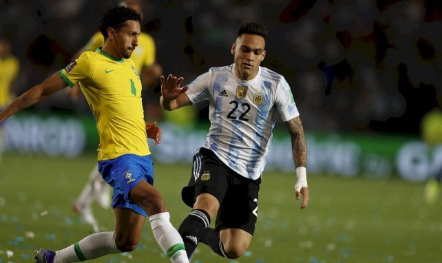 Marquinhos (Brésil) face à Lautaro Martinez (Argentine)