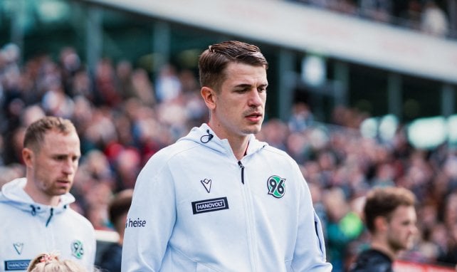Lens : Maik Nawrocki victime d’une rupture aux ligaments croisés