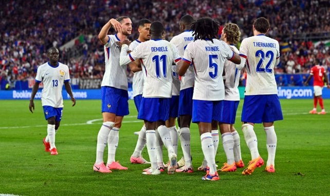 L'Équipe de France célèbre sa victoire face à l'Autriche !  