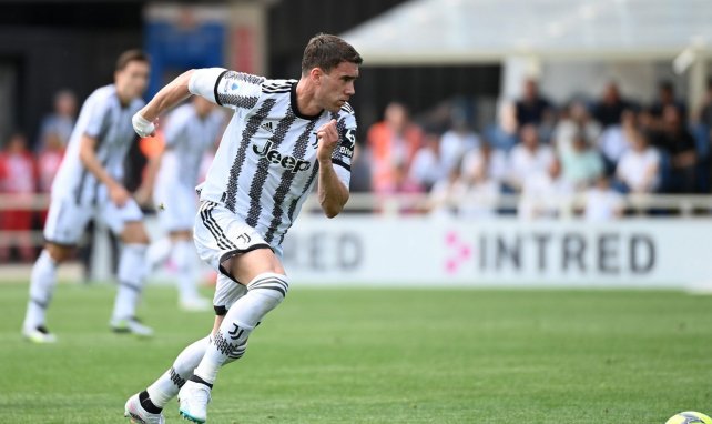 Mercato Juventus : le PSG joue la montre dans le dossier Dušan Vlahović…