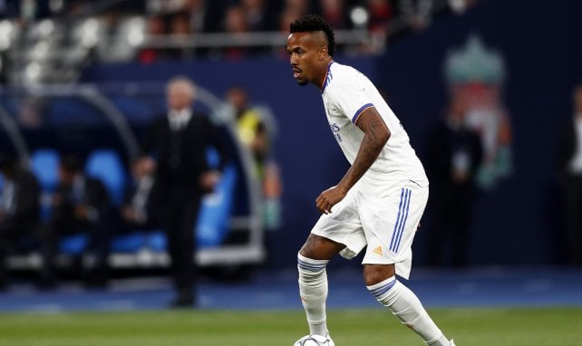 Eder Militão  