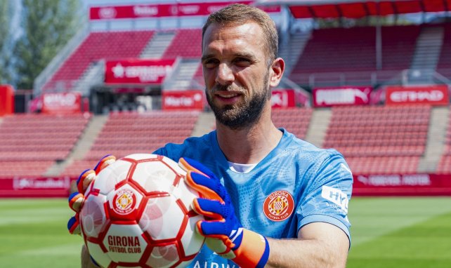 Le RC Lens discute avec Pau López !