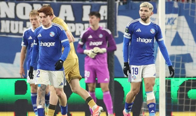 Strasbourg : Liam Rosenior tacle publiquement ses joueurs !