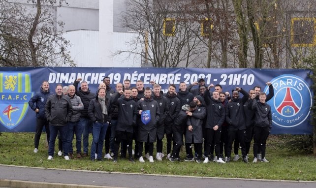 Jean Antunes et ses joueurs à la veille du match de Coupe de France contre le PSG. 