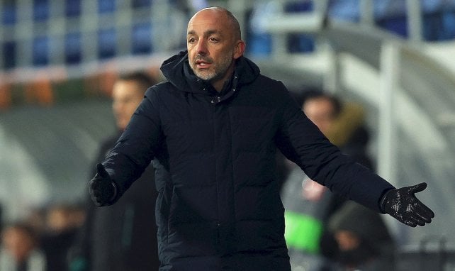 Maccabi Tel-Aviv : des hooligans attaquent le coach avec des feux d’artifices