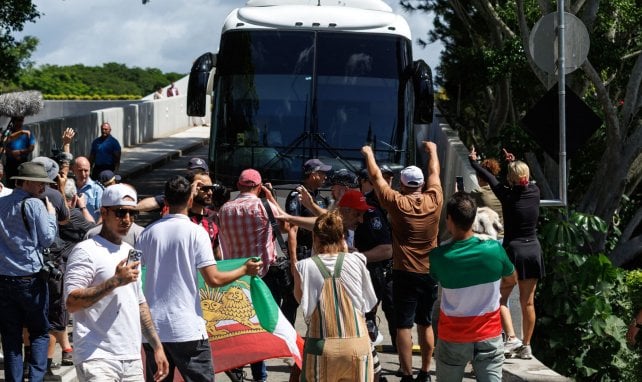 Iran : un ministre australien accorde officiellement l’asile à 7 joueuses iraniennes