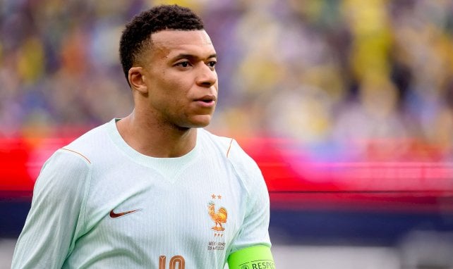 France - Irlande du Nord : Kylian Mbappé a tout raté !