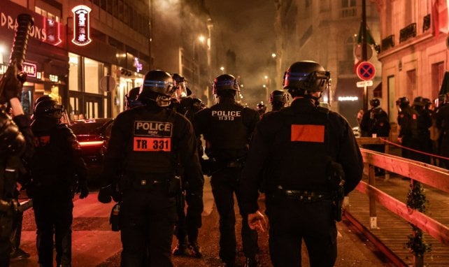 PSG : grosses échauffourées et situations très tendues dans les rues de Paris