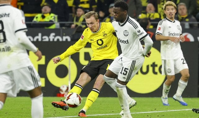 Bundesliga : Dortmund s’impose contre Francfort et reprend la 1ère place