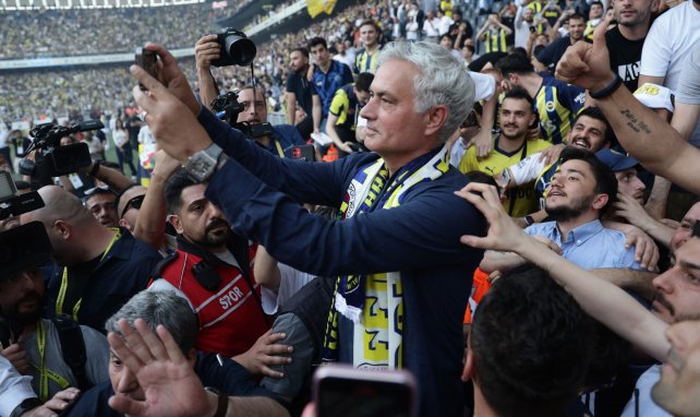 Fenerbahçe : les folles promesses de José Mourinho après son accueil historique