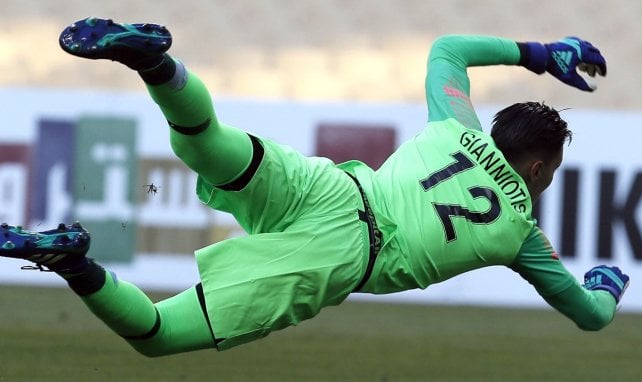 Turquie : le but aberrant d’un gardien à plus de 80 mètres !