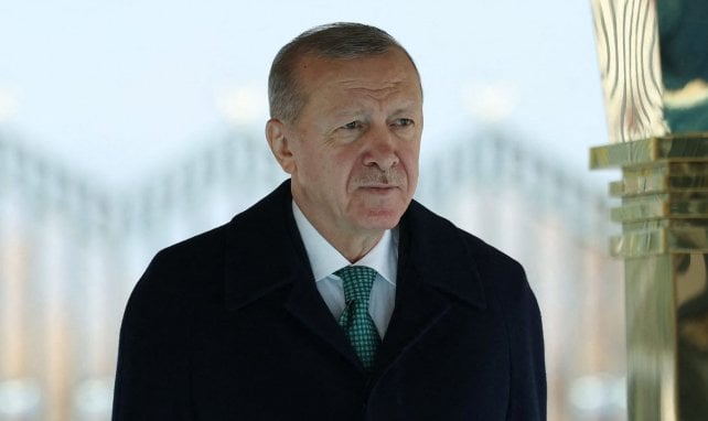 Fenerbahçe remercie Recep Erdoğan pour le transfert de N’Golo Kanté