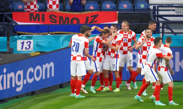 La Croatie célèbre le but de son capitaine, Luka Modric, face à l'Écosse