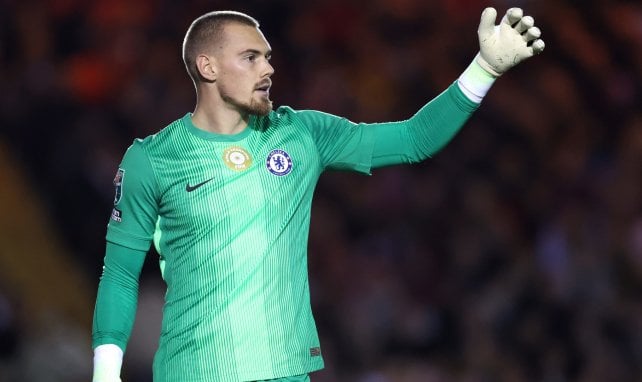 Chelsea : la sortie forte de Rosenior sur ses gardiens après la boulette de Jørgensen