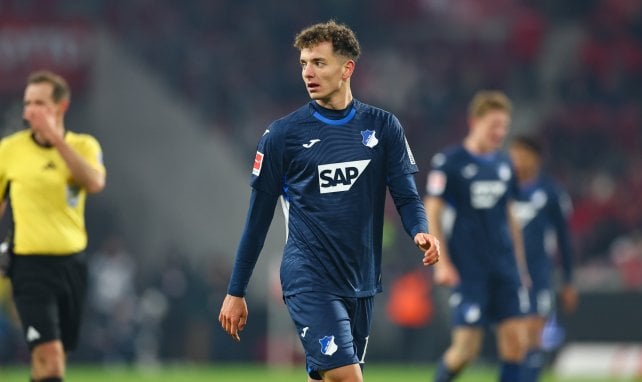 Barça : Fisnik Asllani reste une cible prioritaire 