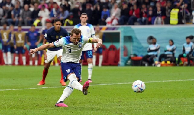 Harry Kane buteur sur penalty contre la France à la Coupe du Monde 2022