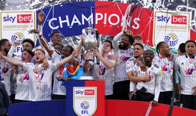 Fulham célèbre son titre en Championship, le 2 mai 2022
