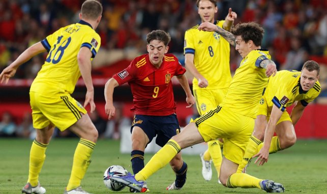Gavi avec l'Espagne face à la Suède