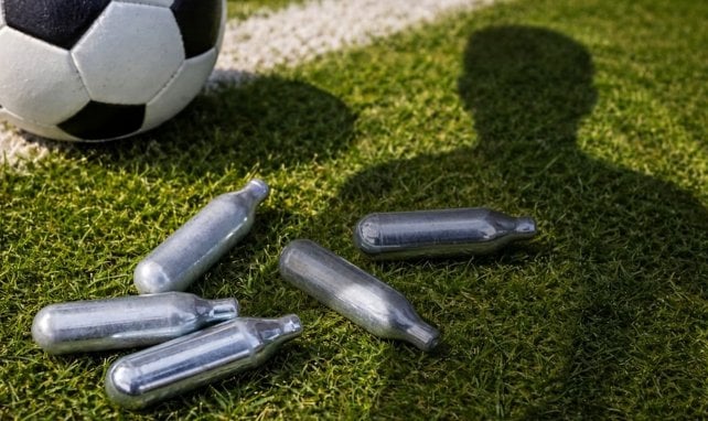 Football et gaz hilarant, le cocktail invisible qui empoisonne le ballon rond 