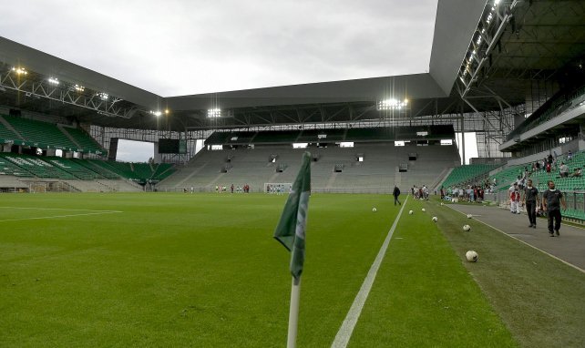 Le stade Geoffroy-Guichard, surnommé « le Chaudron », où officie l'AS Saint-Étienne