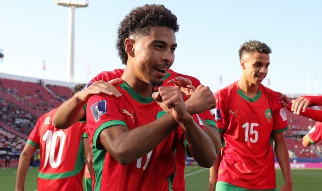 Gessime Yassine célèbre un but avec le Maroc 