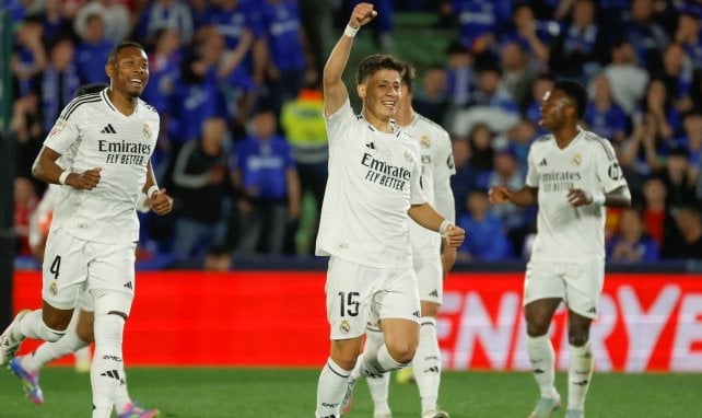Arda Güler avec le Real Madrid.