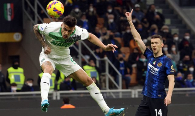Serie A : l'Inter Milan chute contre Sassuolo et laisse la tête à l'AC Milan