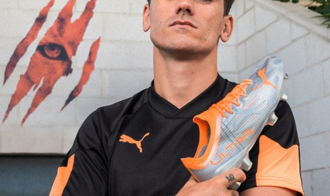 Antoine Griezmann présente la nouvelle Ultra du pack Instinct 