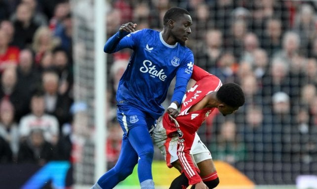 Un nouveau club de Ligue 1 fonce sur Idrissa Gana Gueye !