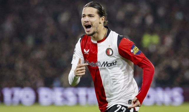 Cesc Fabregas s’enflamme pour Anis Hadj Moussa