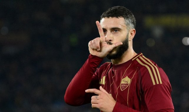 Mario Hermoso sous les couleurs de la Roma.
