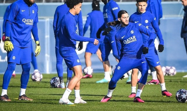 Ilyes Housni à l'entrainement avec le PSG