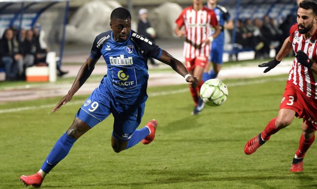 Ibrahim Sissoko signe à l’AS Saint-Etienne