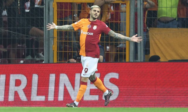 Mauro Icardi célèbre avec Galatasaray