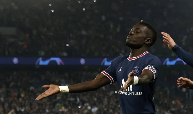 Idrissa Gana Gueye sous les couleurs de Paris Saint-Germain