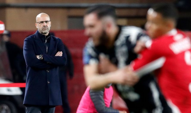 L'entraîneur de l'OL Peter Bosz face à l'AS Monaco