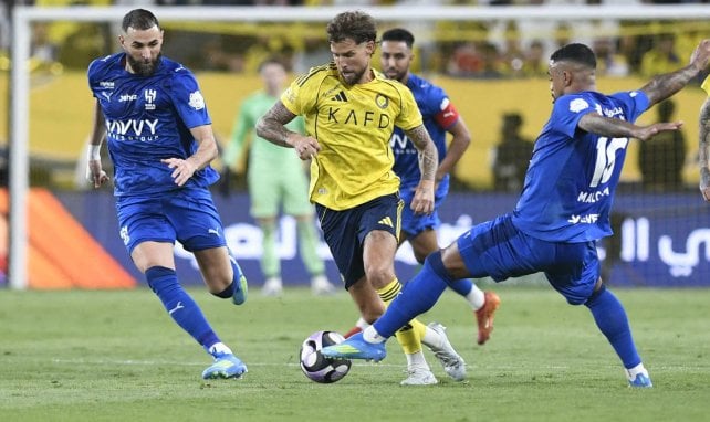 Al-Nassr : Iñigo Martínez juge l’arrivée d’Anthony Gordon au Barça 